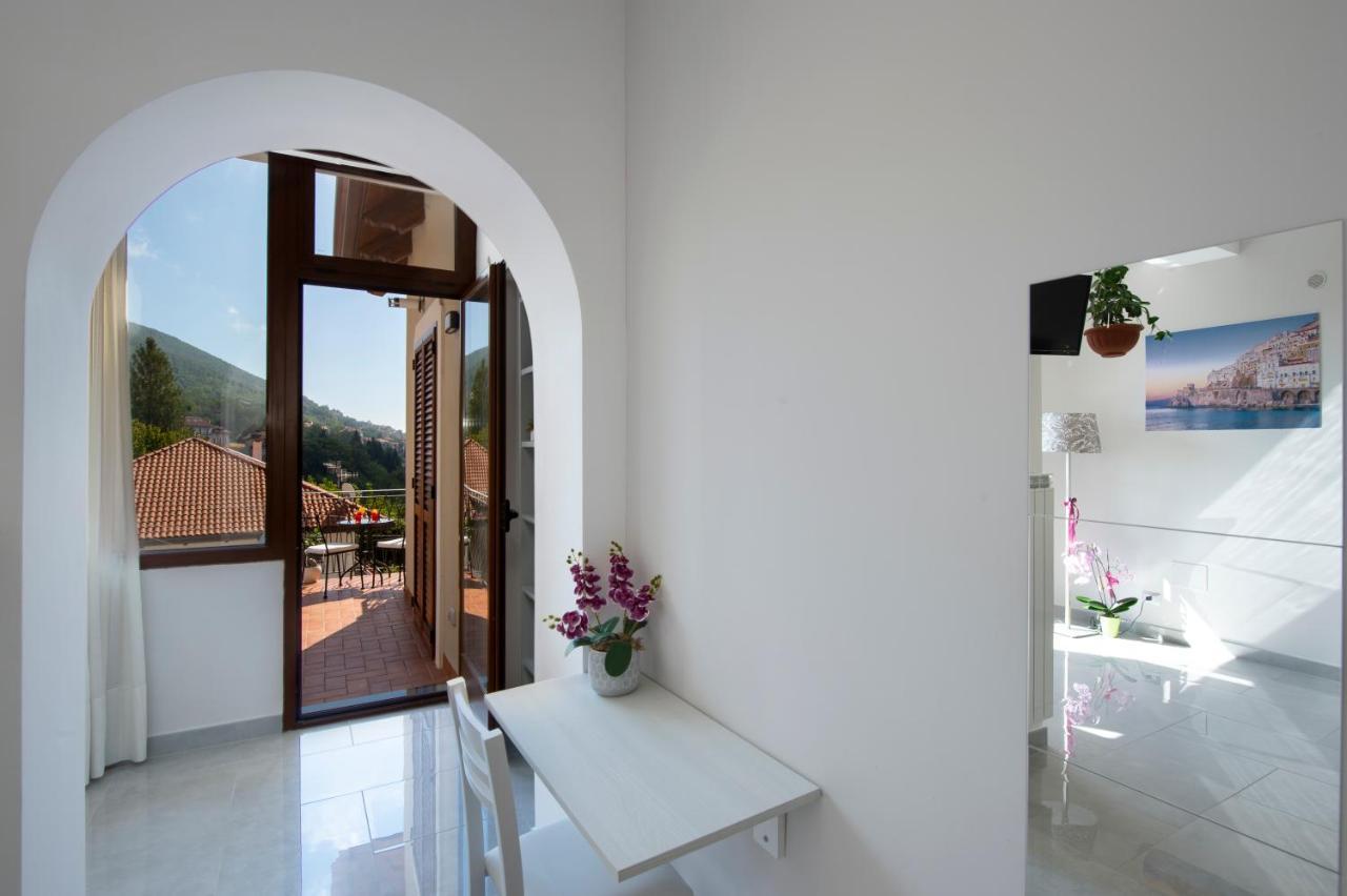 Raggio Di Sole Acomodação com café da manhã Agerola Exterior foto